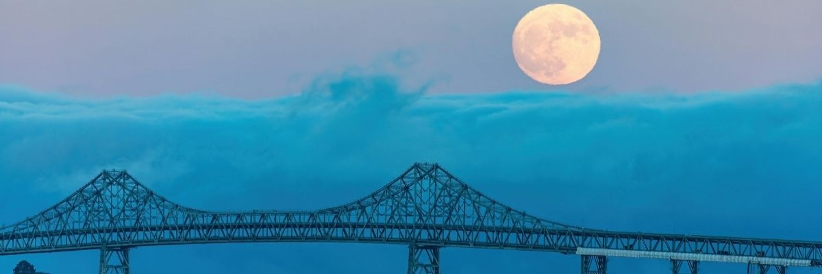 Private Jet from Naples to the Bay Area: APF to OAK Guide