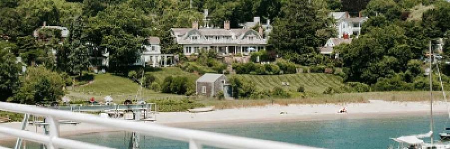 Private Jet to Martha's Vineyard in August 2026: How to Navigate MVY Peak Season