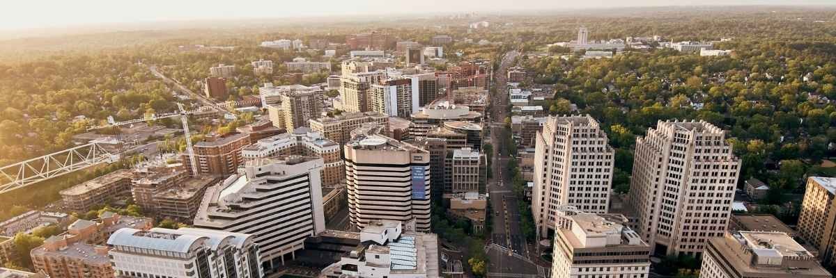 Choosing Your New York Gateway: Teterboro vs. White Plains vs. FRG