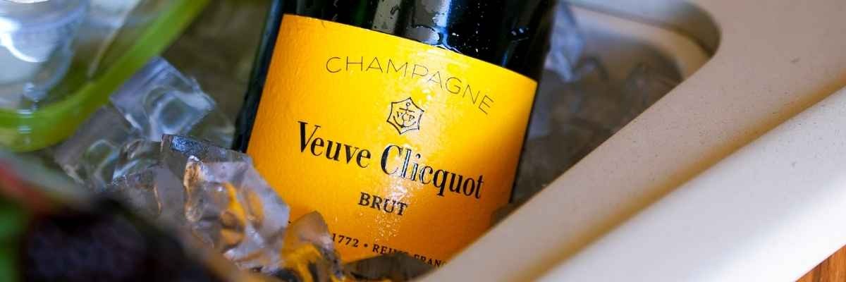 The Complete Guide to Flying Private for Your Bachelor Party