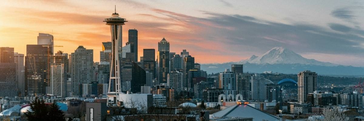 Private Jet to Seattle: BFI and RNT Corporate Charter Guide