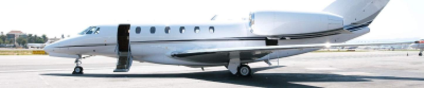 How Many People Can Fit on a Private Jet? Full Guide