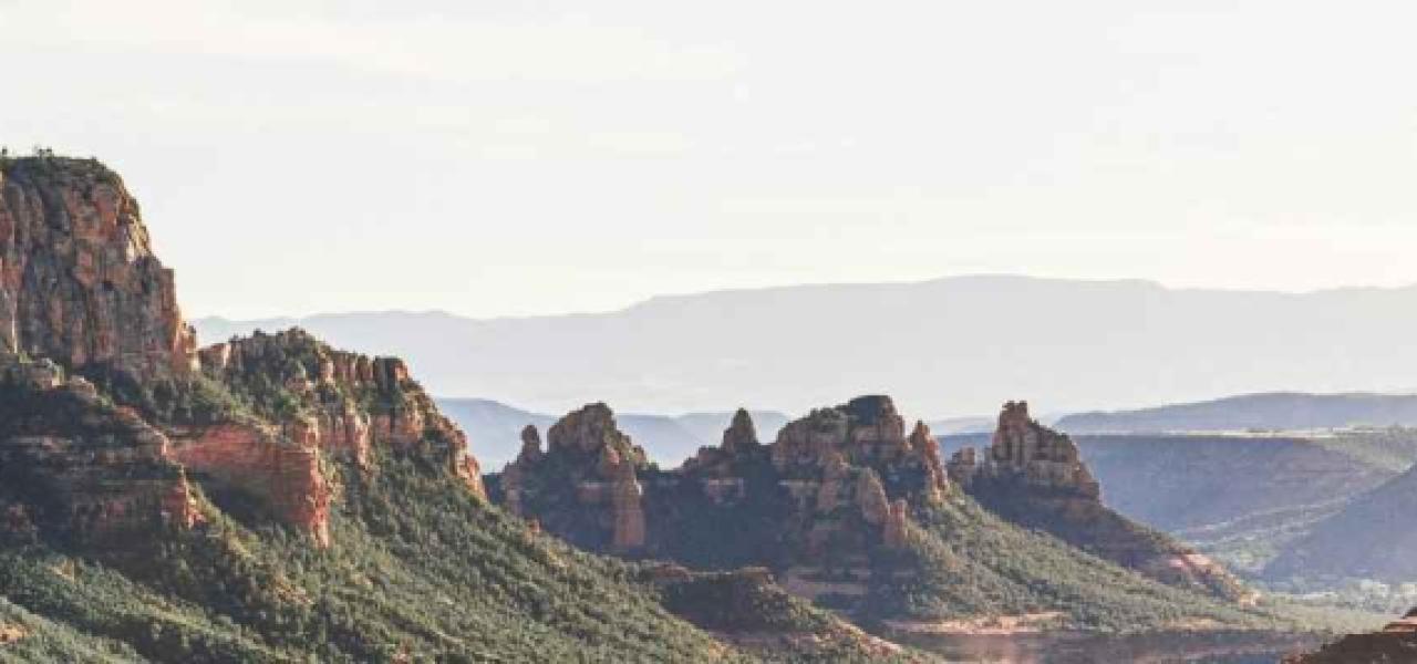 Private Jet to Sedona: SEZ Airport and Red Rock Stays
