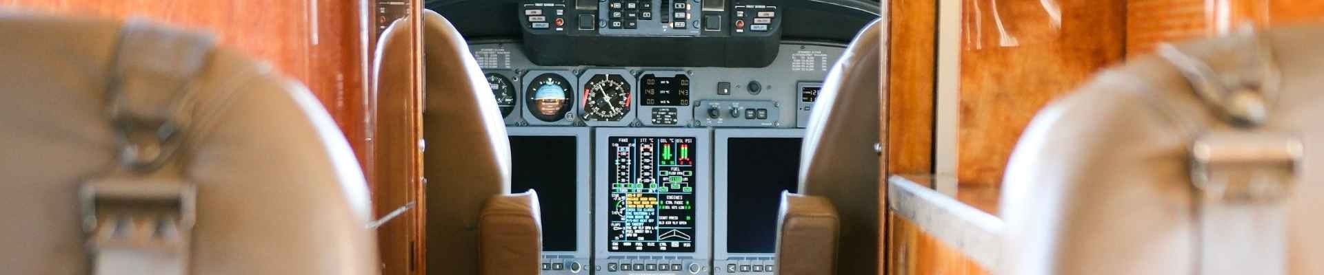Why Private Jets Fly Higher: Altitude and Cabin Comfort
