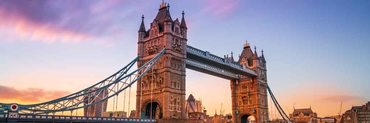 Private Jet to London in Summer 2026: Farnborough, Biggin Hill, and the UK Airport Guide