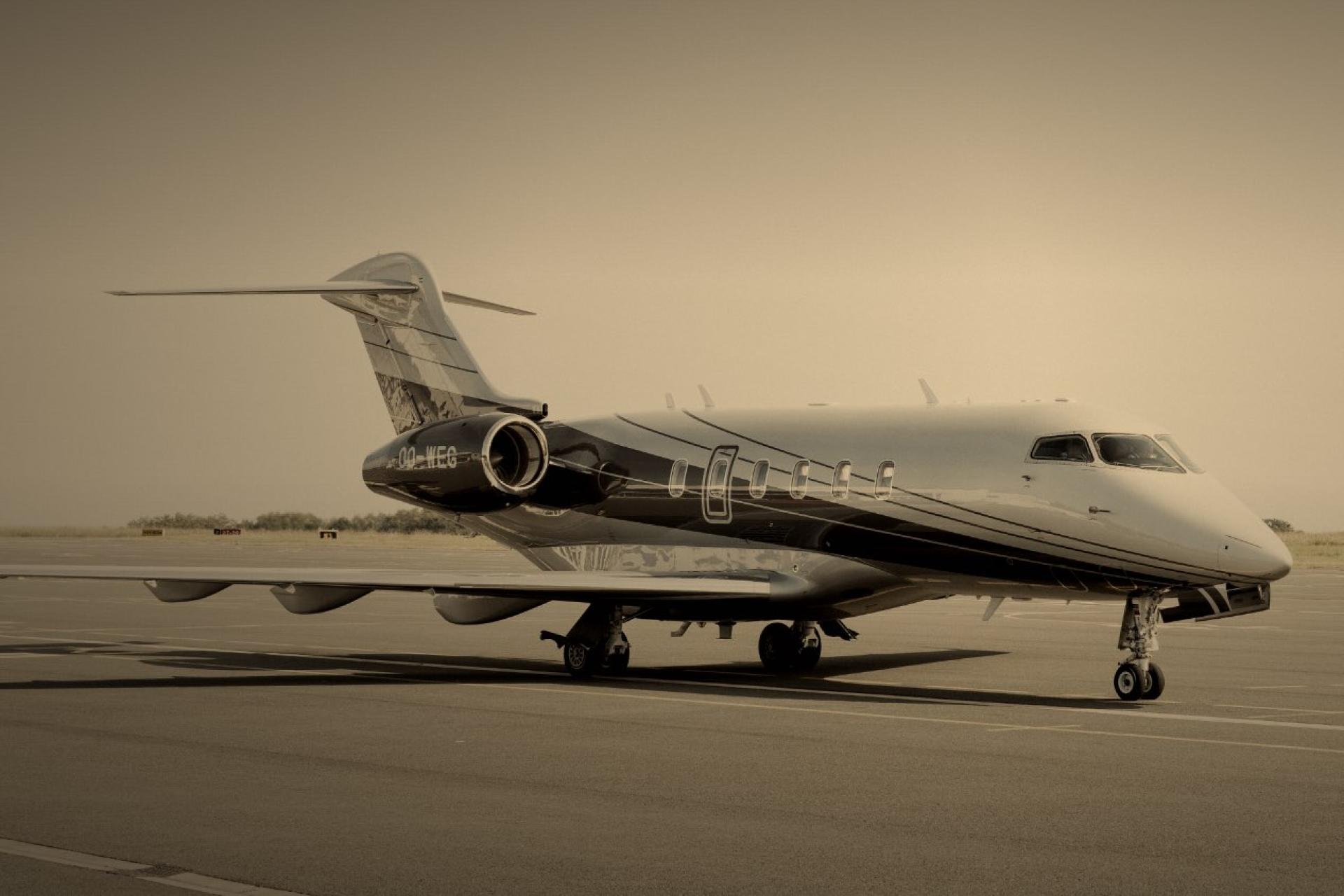 Super Midsize private jet charter