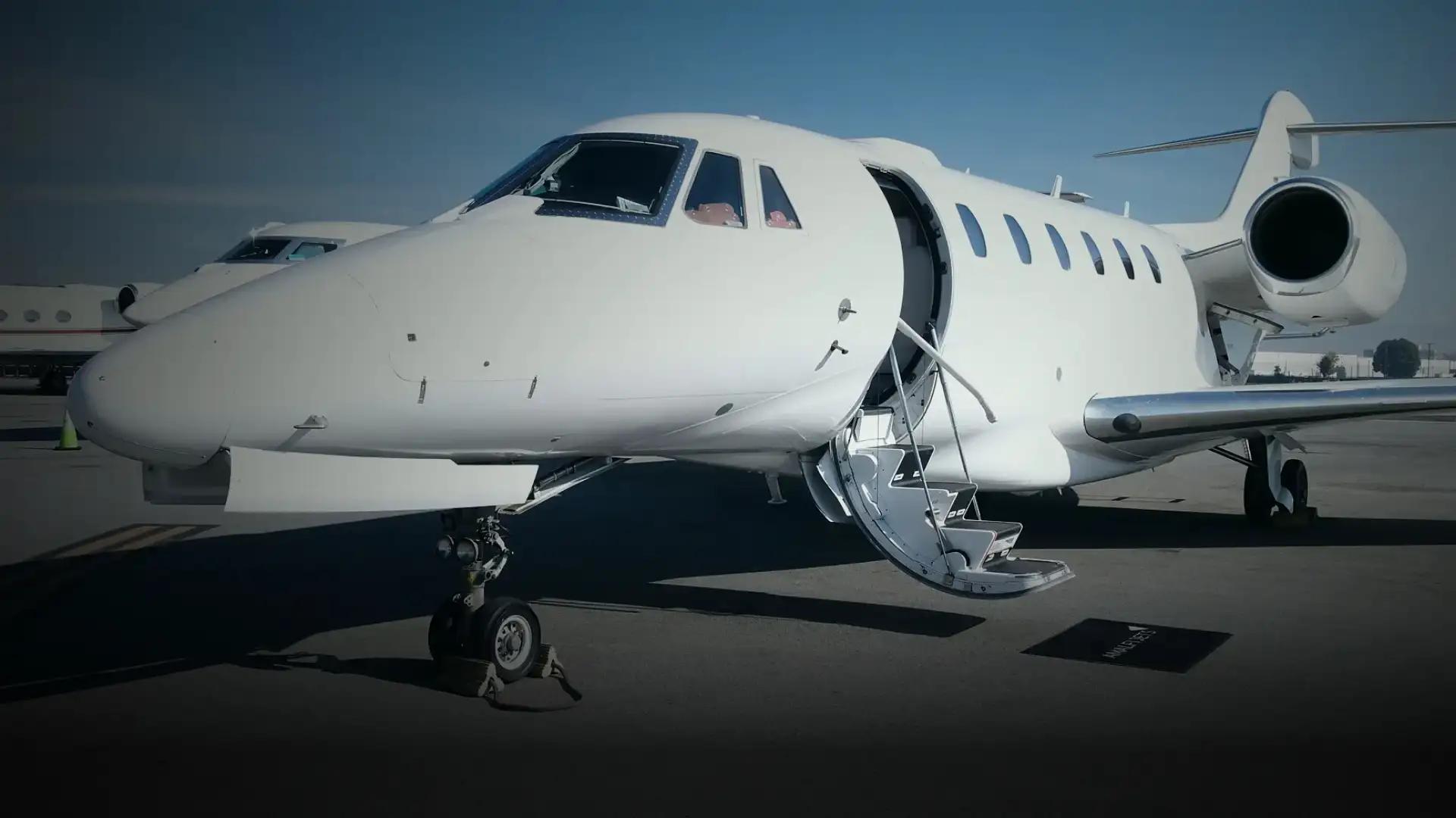 Super Midsize private jet charter